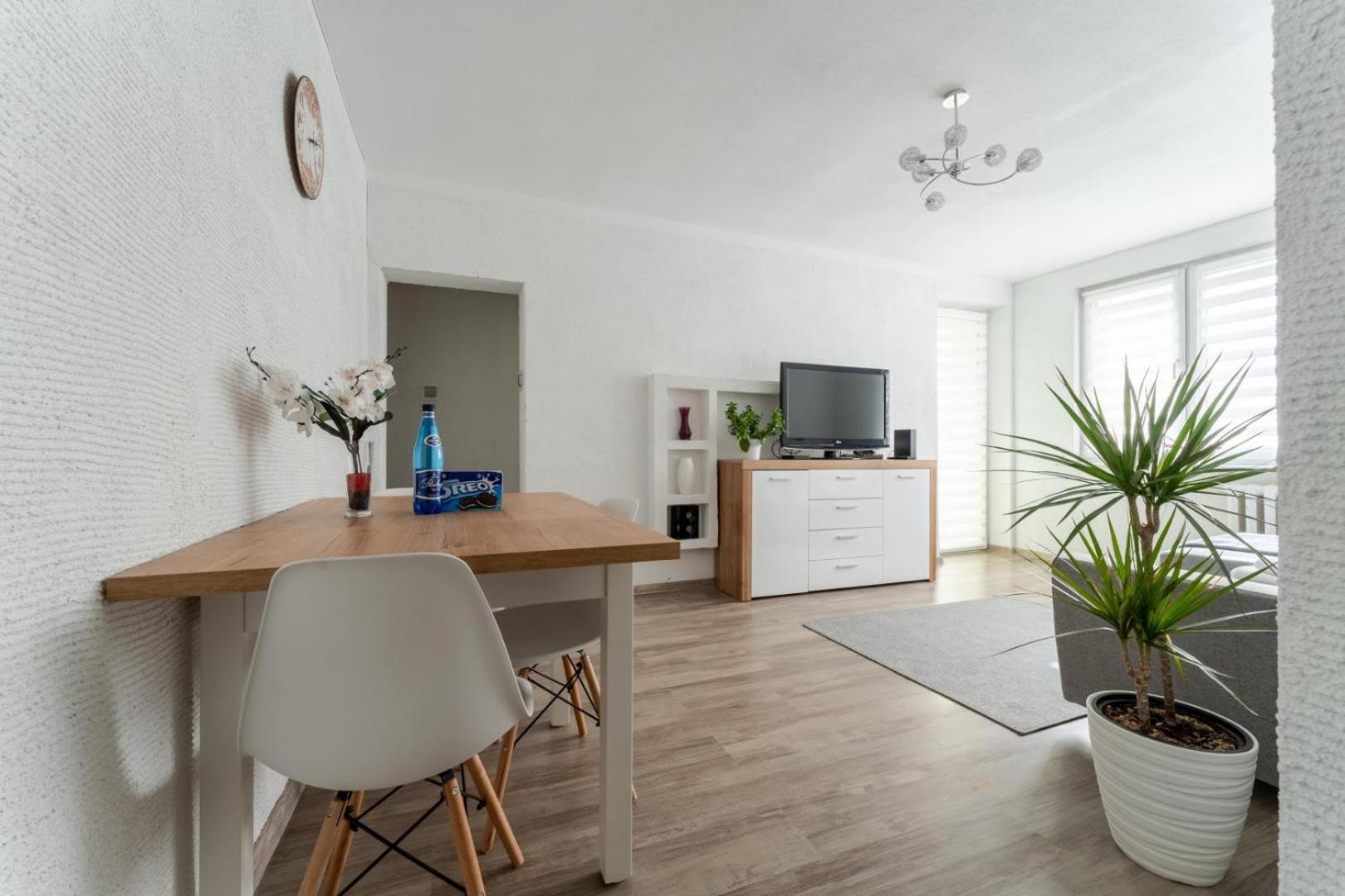 Apartament Gold - 2 Osobne Sypialnie Z Balkonem - Spaceapart Jelenia Góra Eksteriør billede